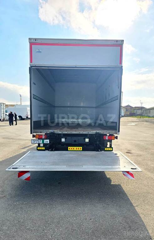 Mercedes Atego 818
