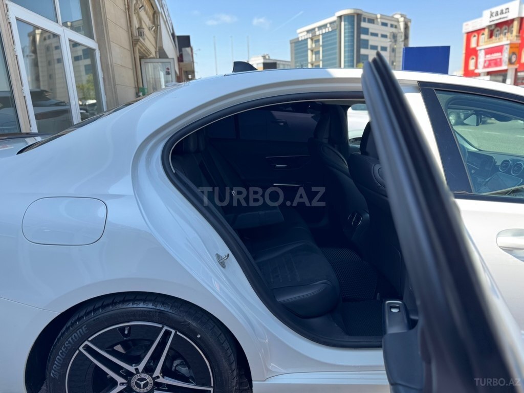 Mercedes C 180