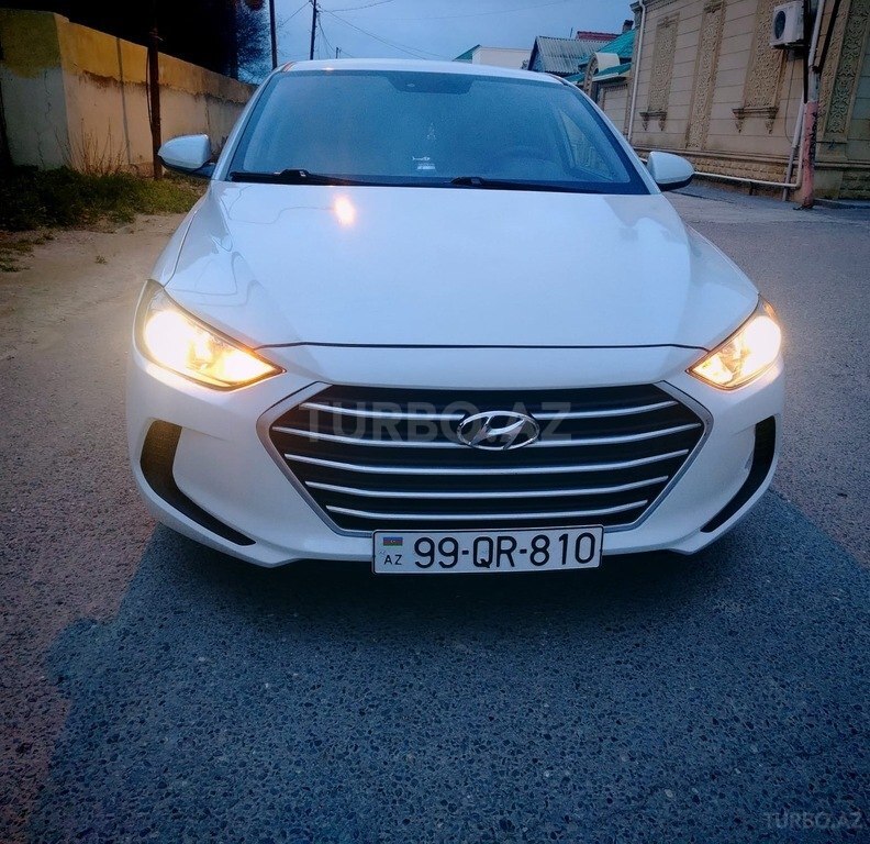 Hyundai Elantra