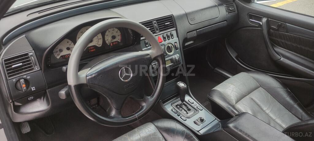Mercedes C 230
