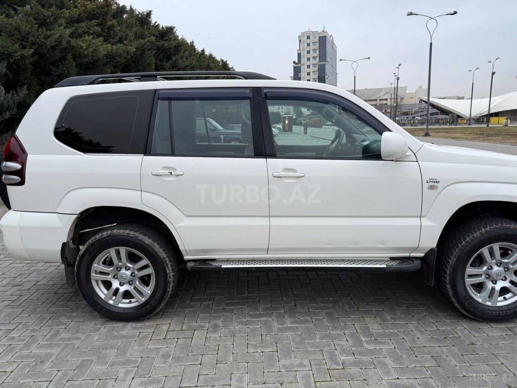 Toyota Land Cruiser Prado