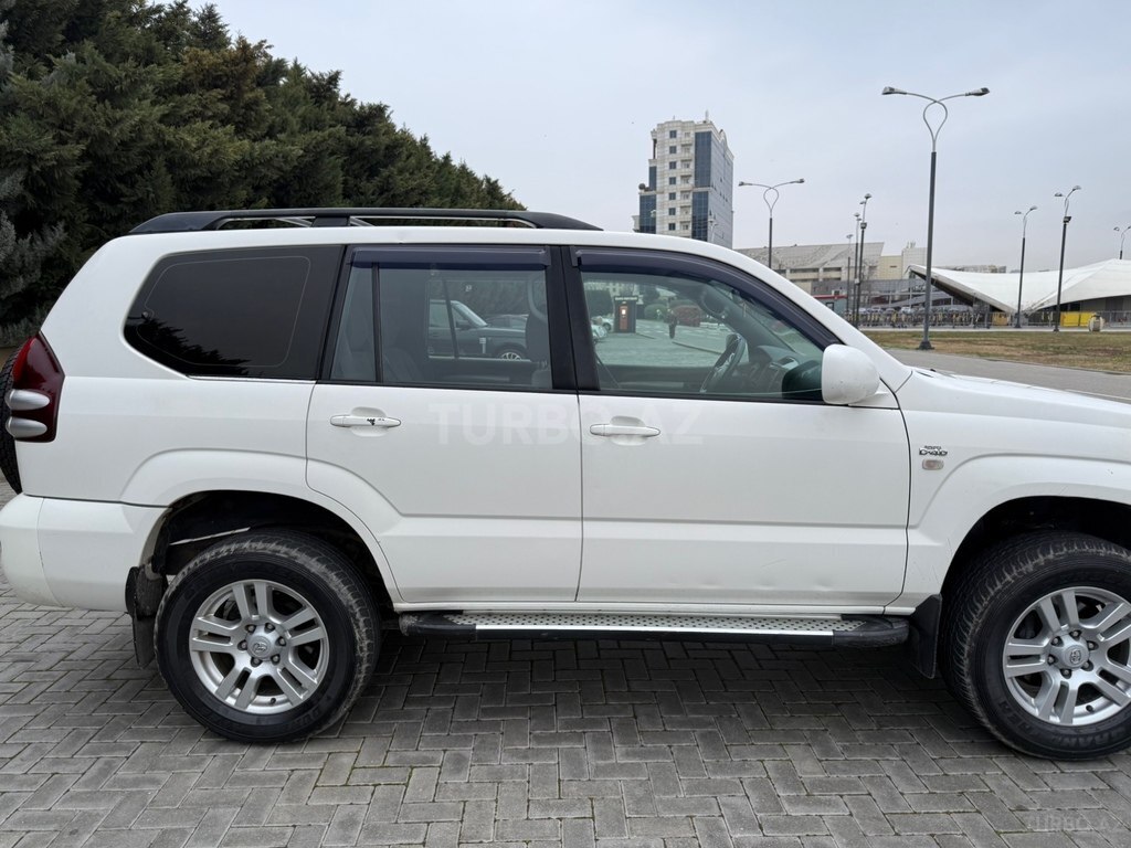 Toyota Land Cruiser Prado