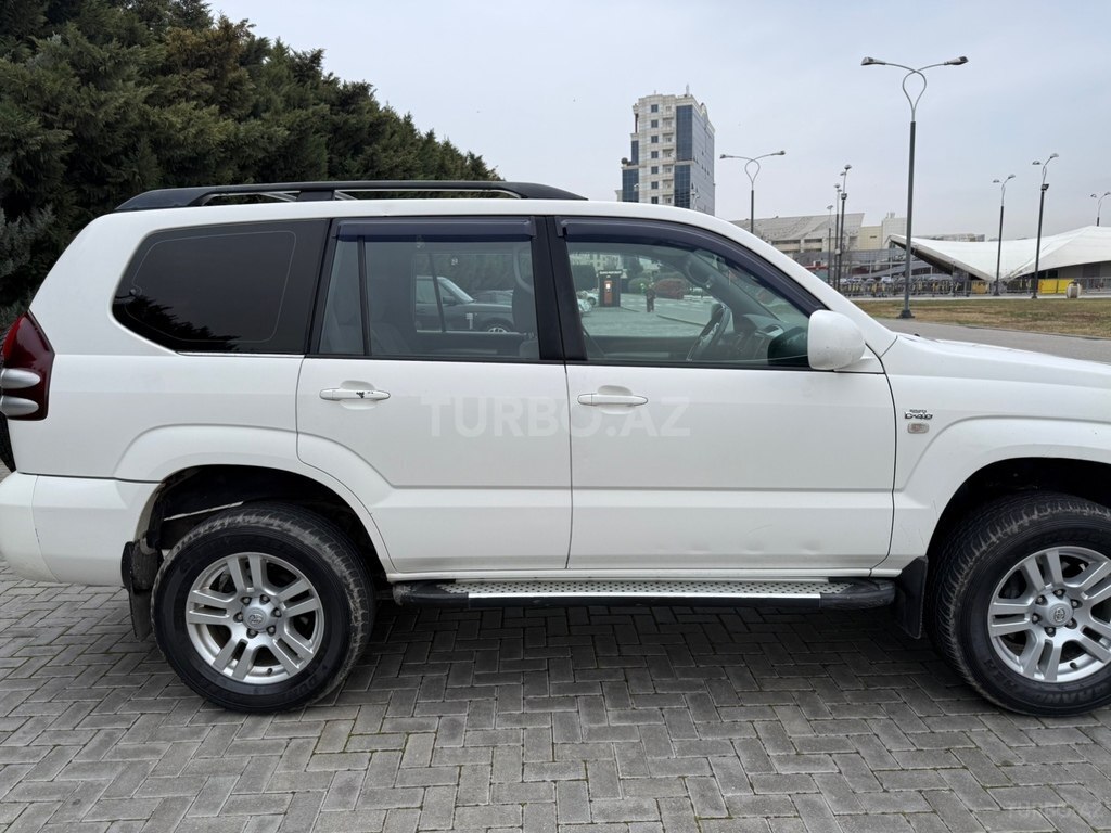 Toyota Land Cruiser Prado