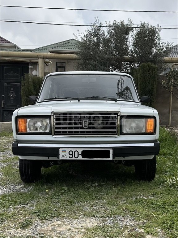 LADA (VAZ) 2107