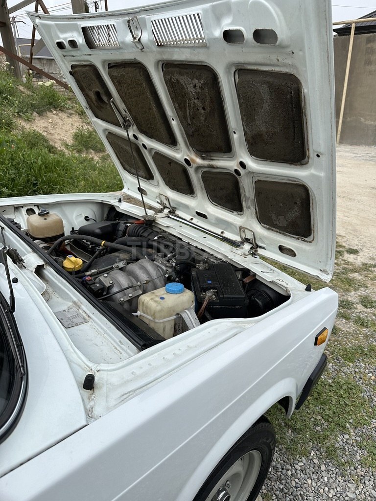 LADA (VAZ) 2107