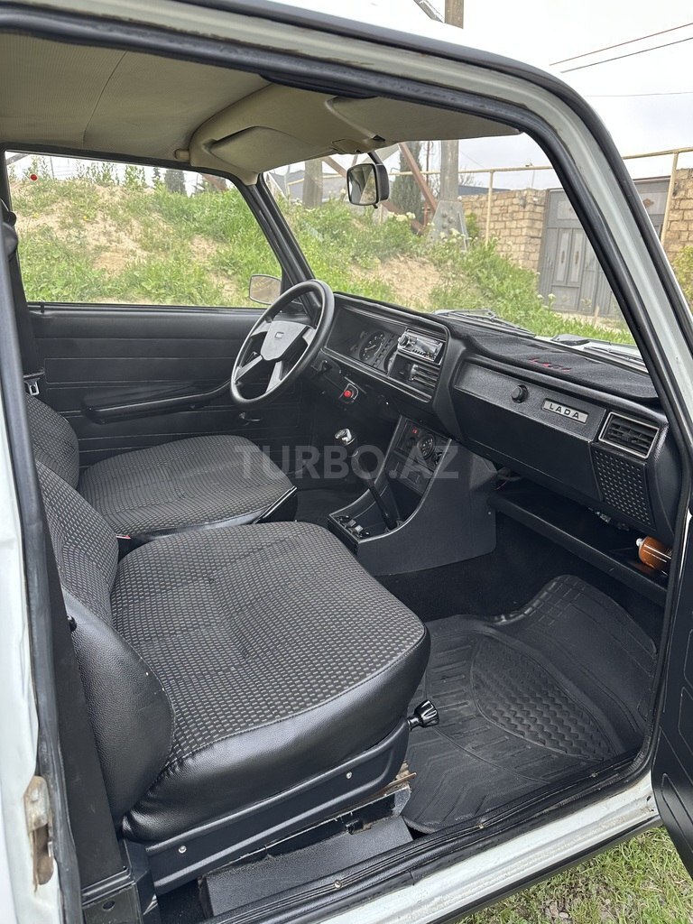 LADA (VAZ) 2107