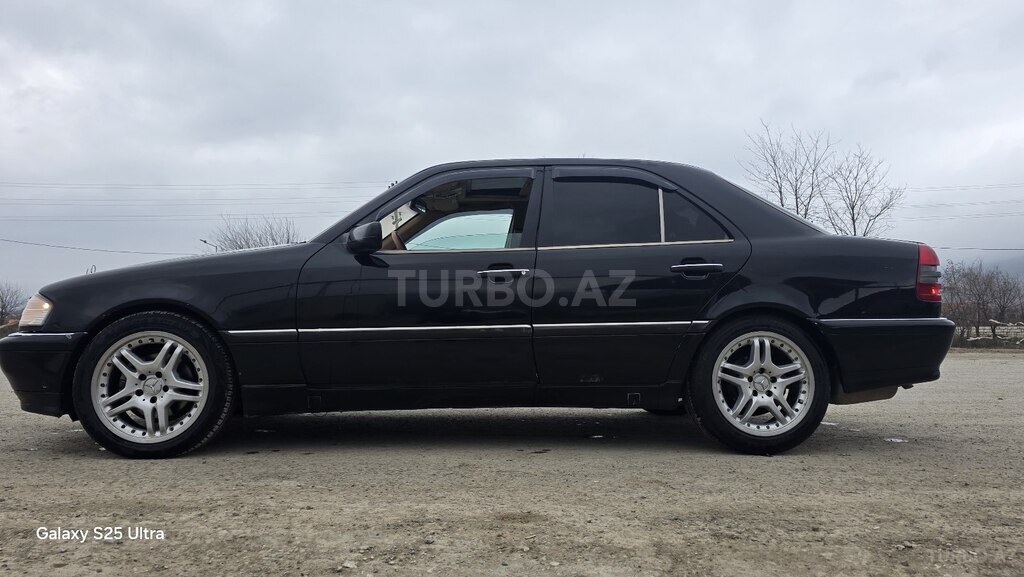 Mercedes C 230