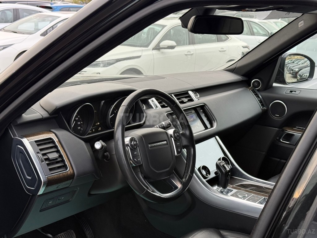 Land Rover RR Sport