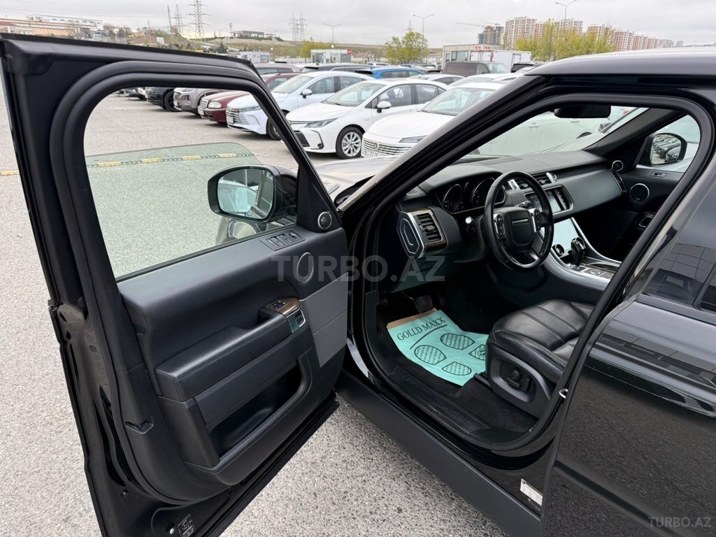 Land Rover RR Sport
