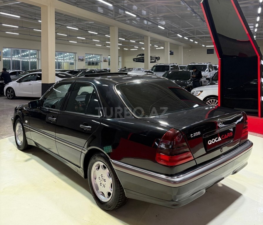 Mercedes C 180