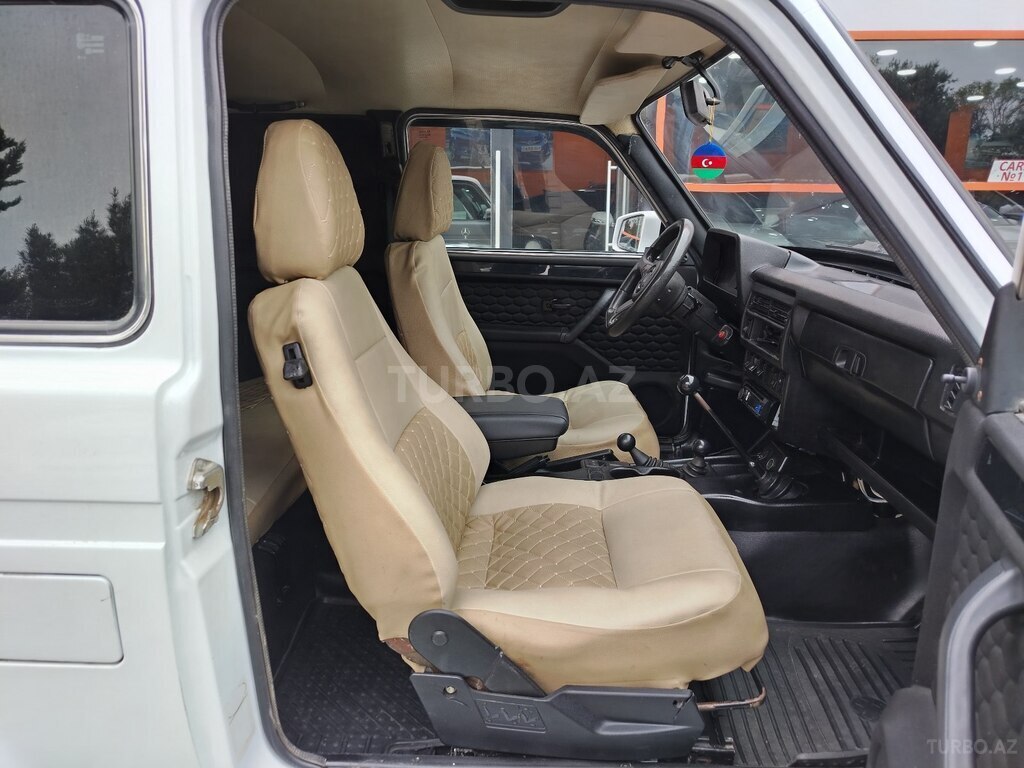 LADA (VAZ) Niva