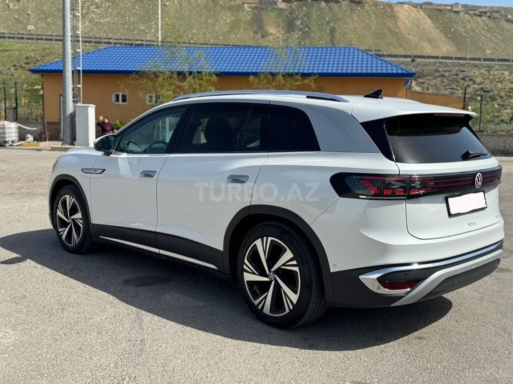 Volkswagen ID.6 Crozz