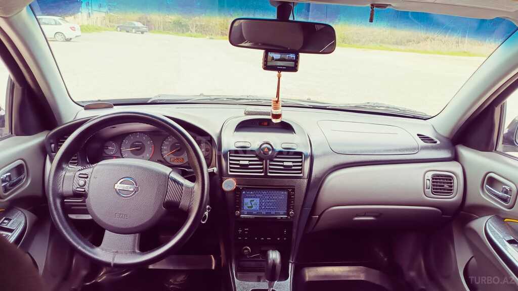 Nissan Sunny