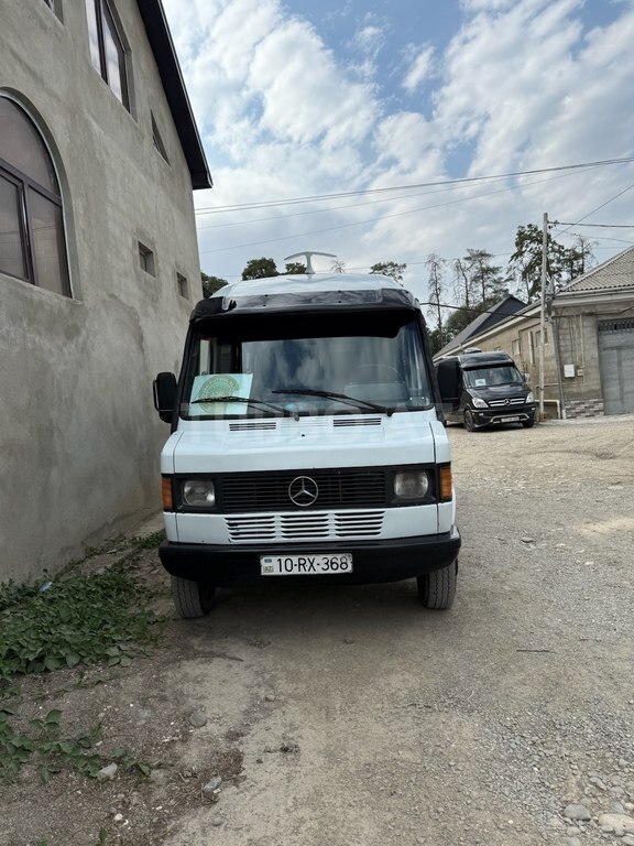 Mercedes 410 D