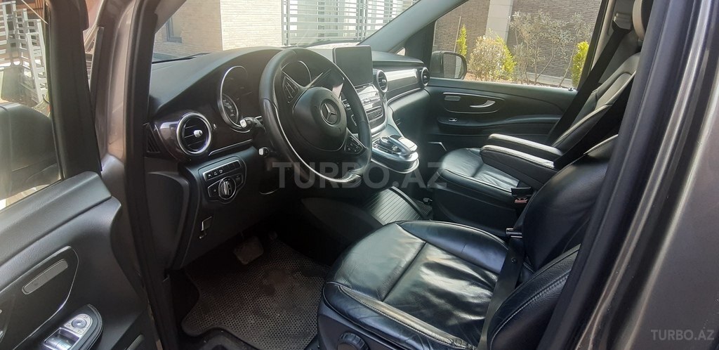 Mercedes V 250