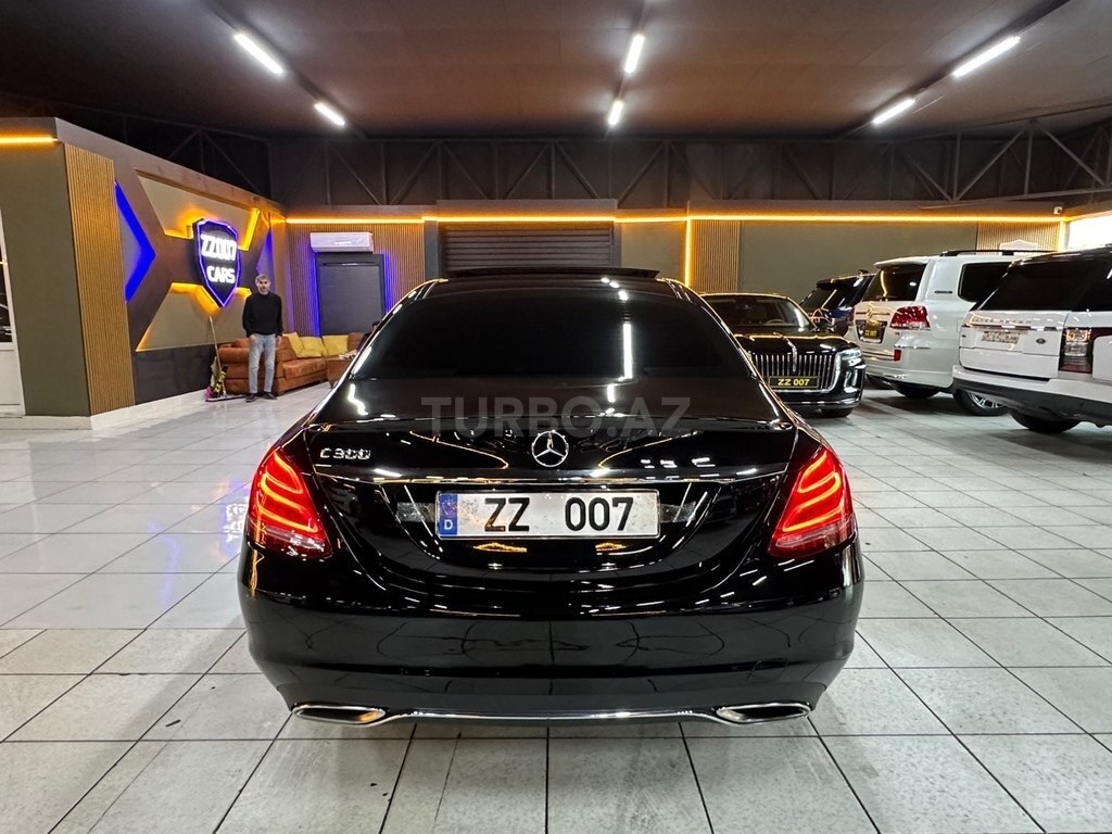 Mercedes C 300