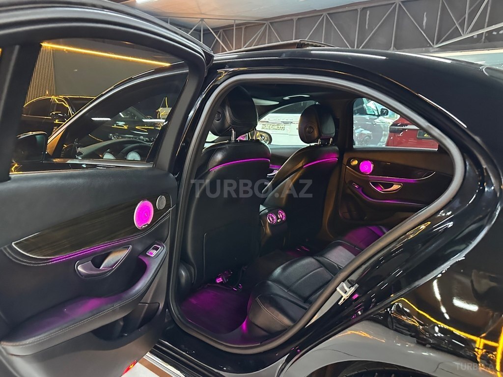 Mercedes C 300