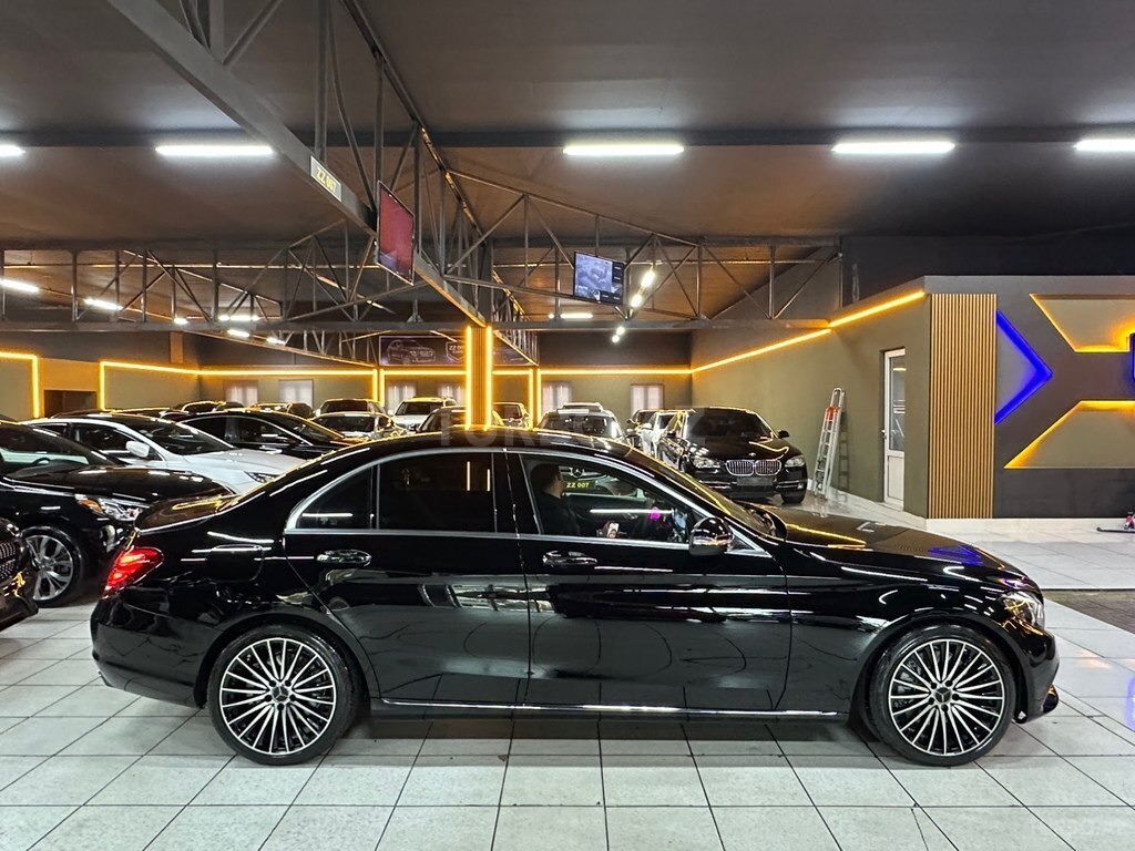 Mercedes C 300