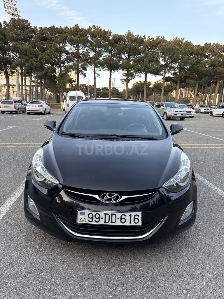Hyundai Elantra