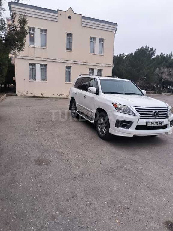Lexus LX 570