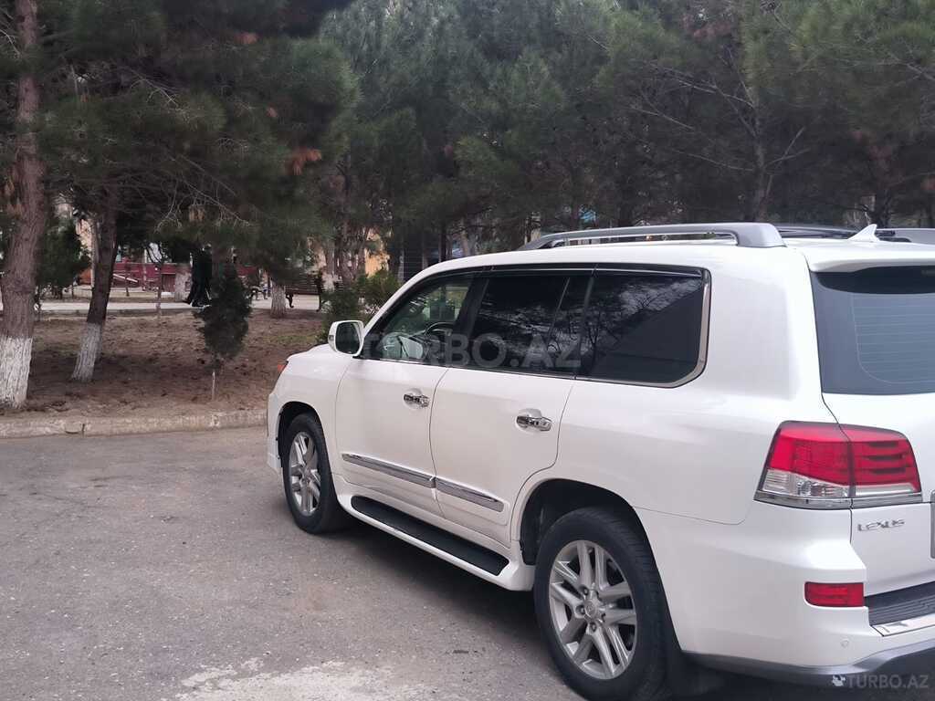 Lexus LX 570