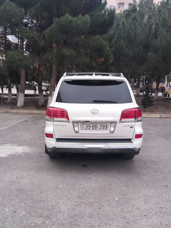 Lexus LX 570
