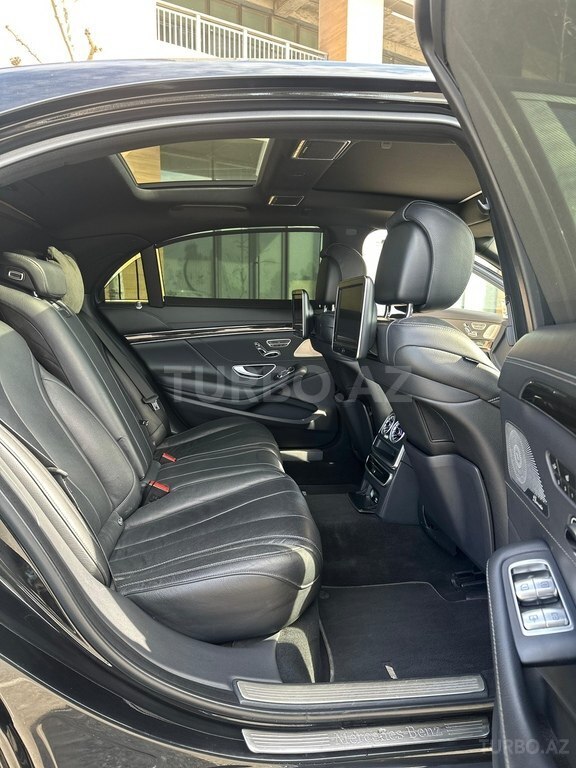 Mercedes S 500