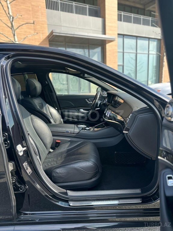 Mercedes S 500