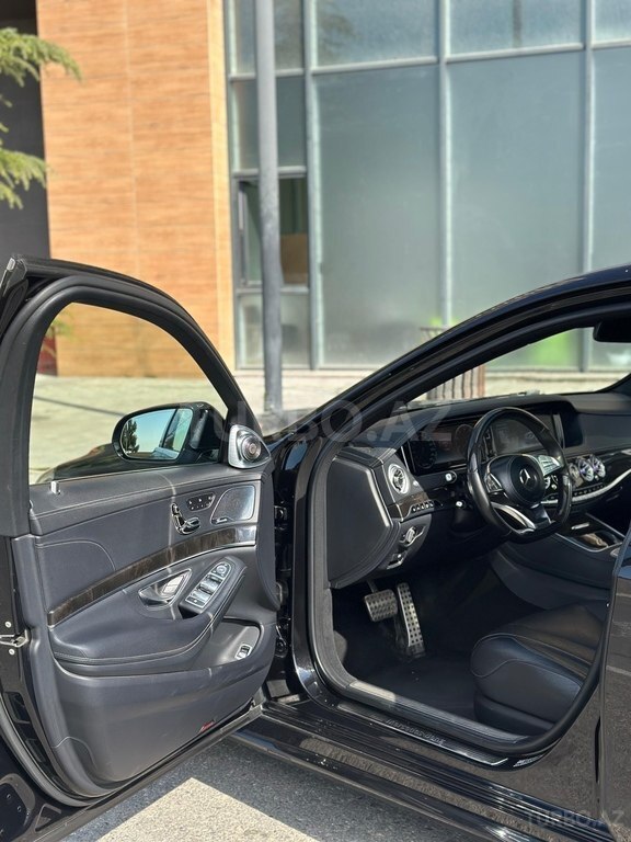 Mercedes S 500