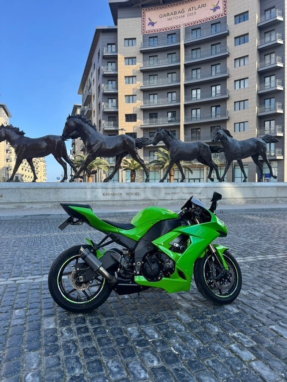 Kawasaki ZX-10RR 