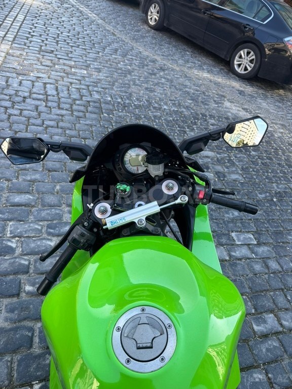 Kawasaki ZX-10RR 