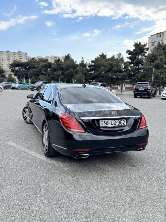 Mercedes S 400