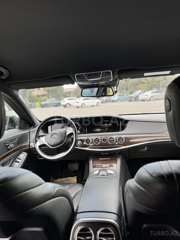 Mercedes S 400