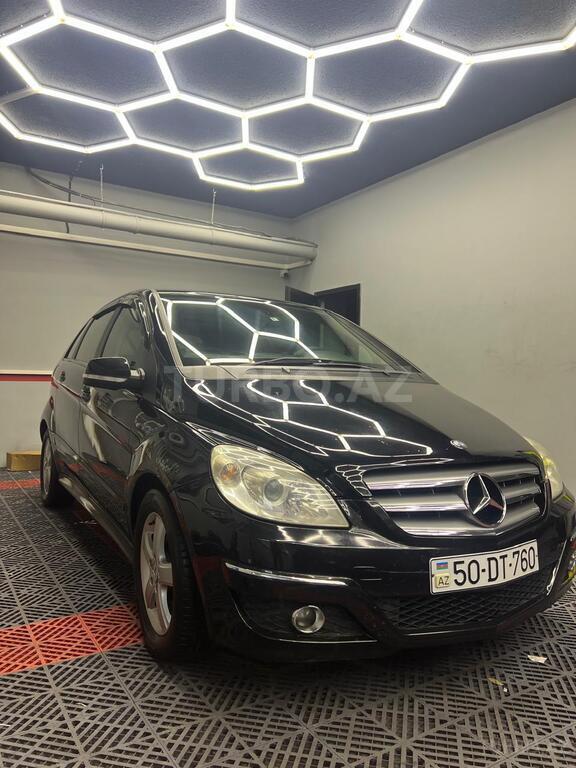 Mercedes B 170