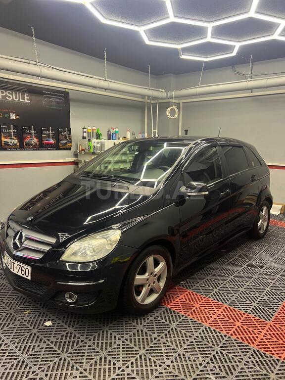 Mercedes B 170