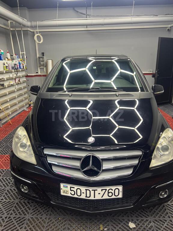 Mercedes B 170