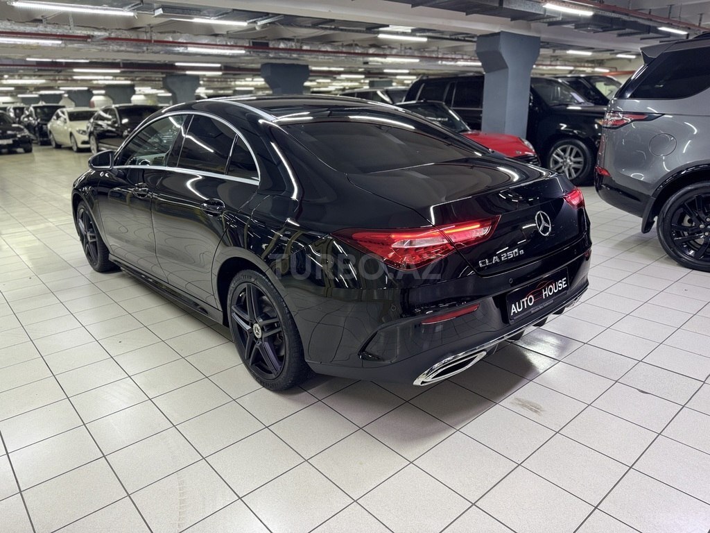 Mercedes CLA 250 e
