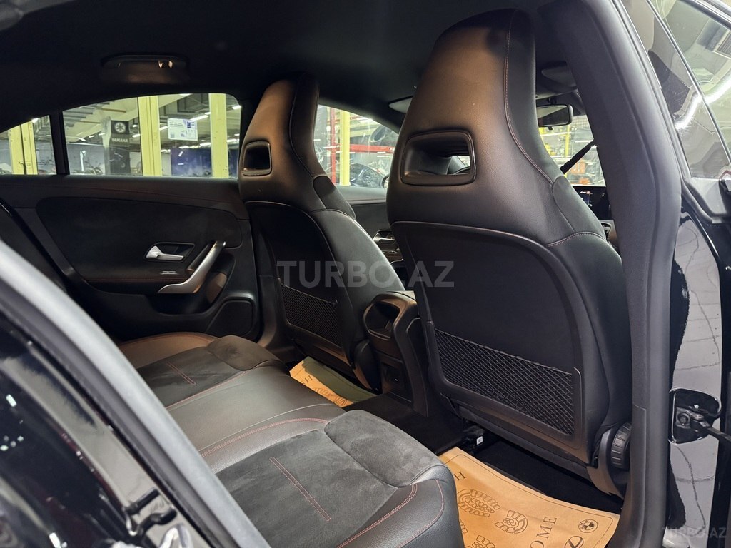 Mercedes CLA 250 e