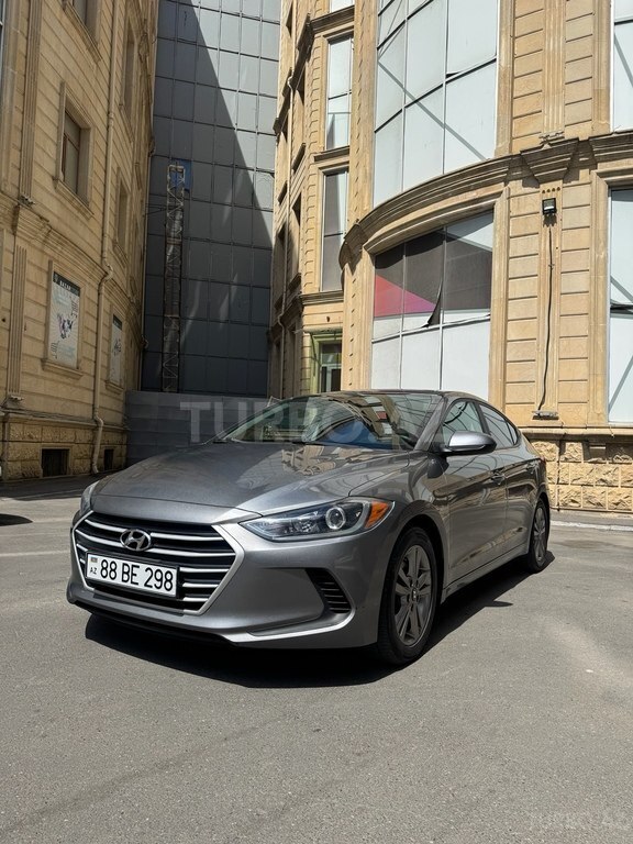 Hyundai Elantra