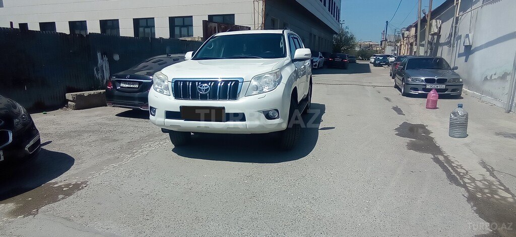 Toyota Land Cruiser Prado