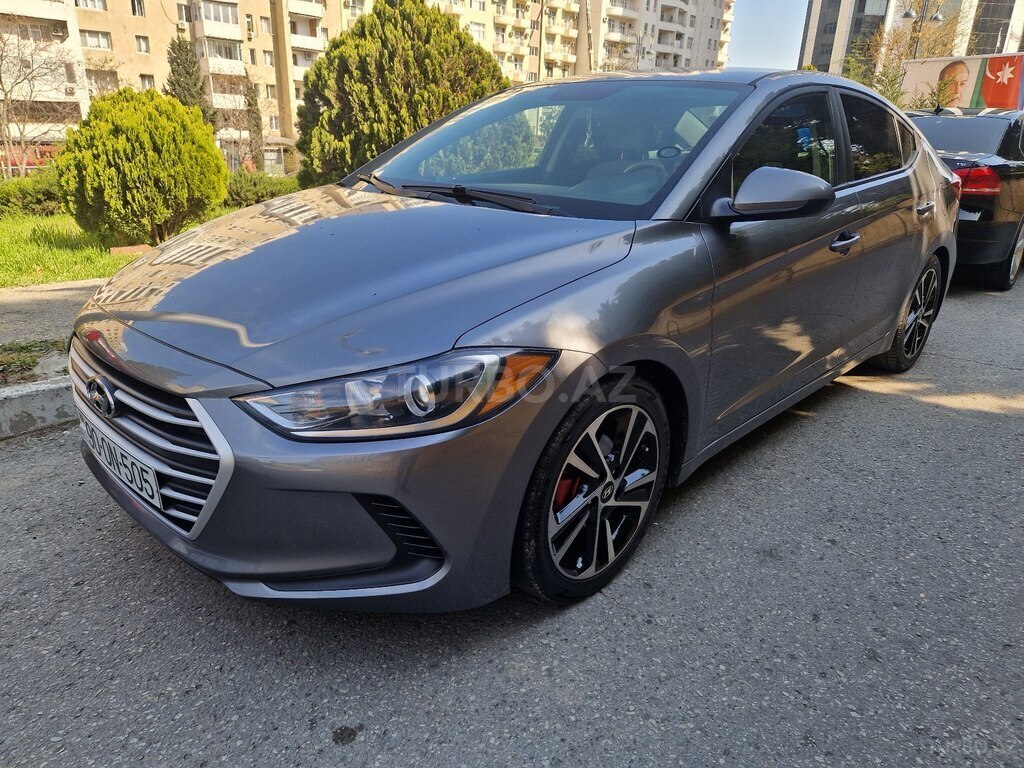Hyundai Elantra