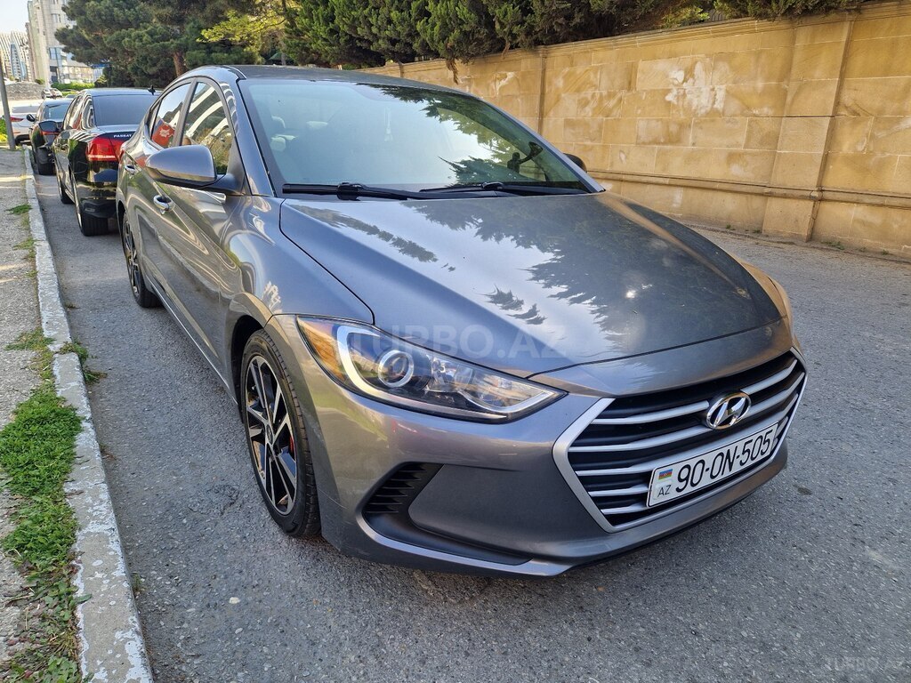 Hyundai Elantra