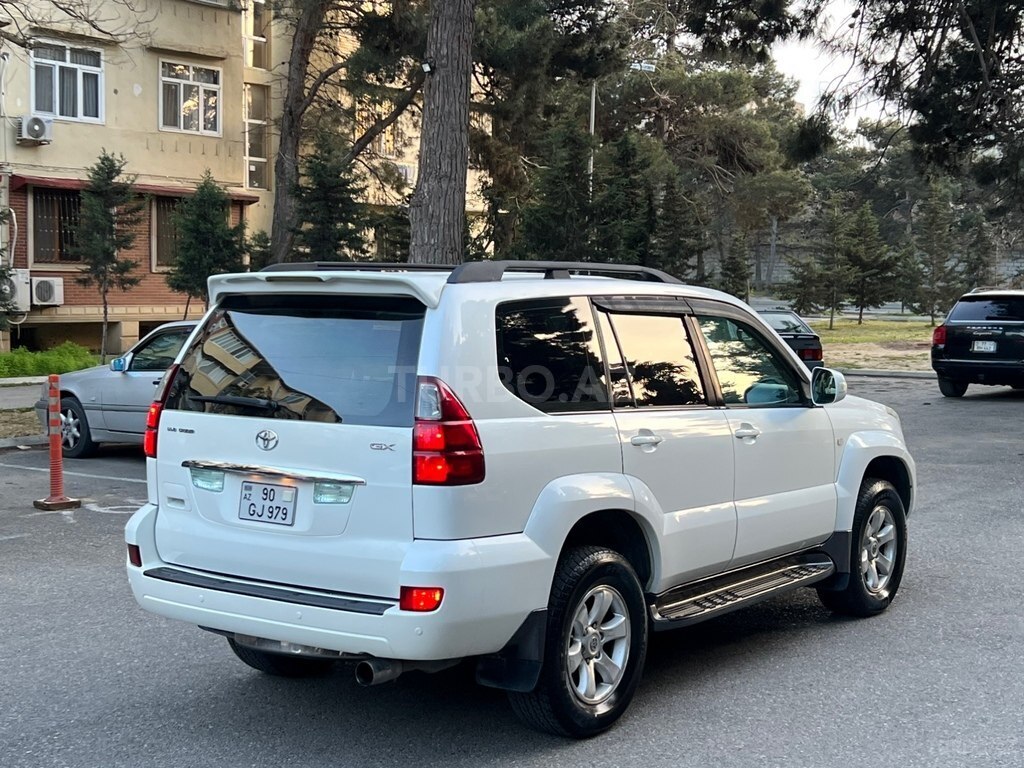 Toyota Land Cruiser Prado