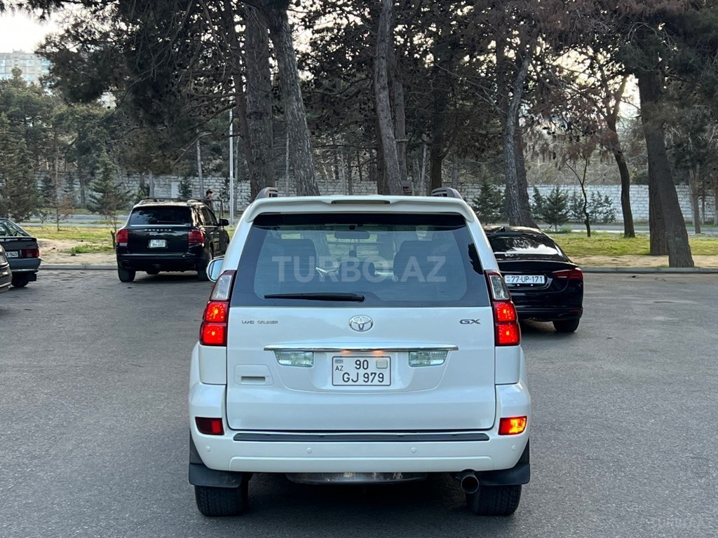 Toyota Land Cruiser Prado