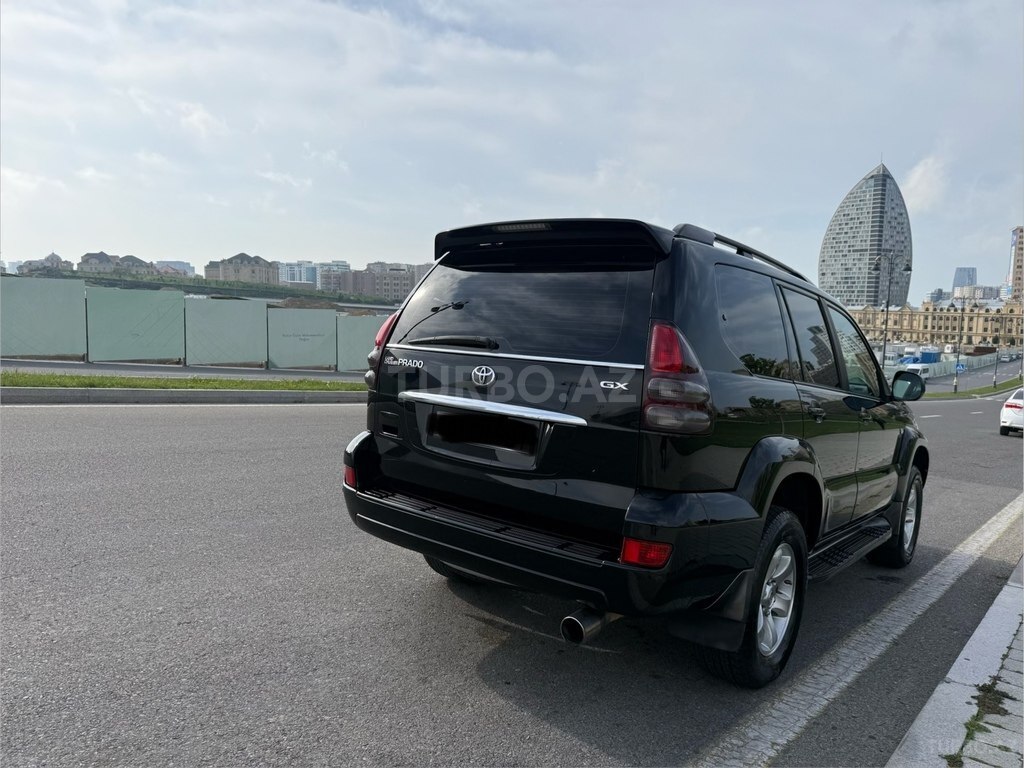 Toyota Land Cruiser Prado