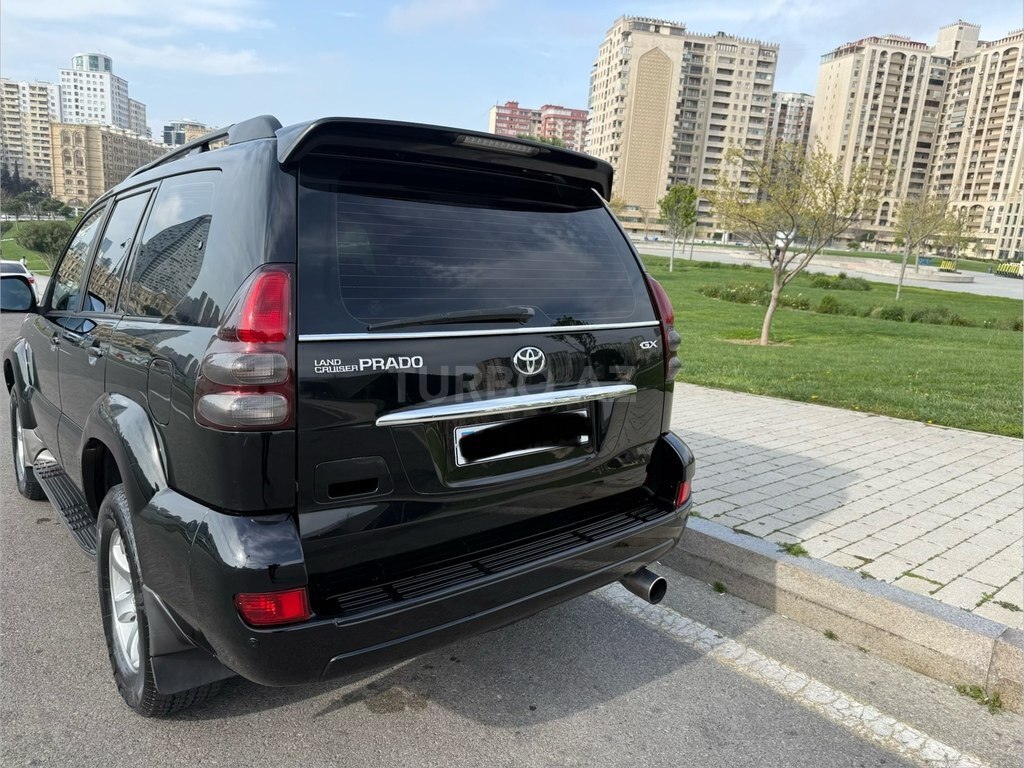Toyota Land Cruiser Prado