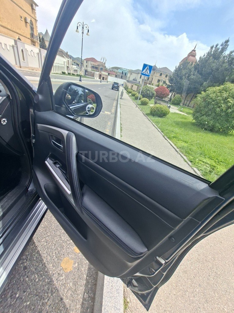 Mitsubishi Pajero Sport