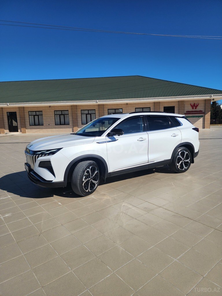 DongFeng Aeolus Shine