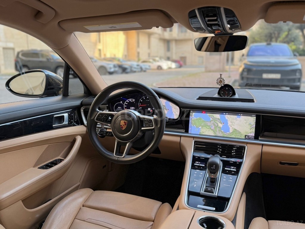 Porsche Panamera 4 Executive