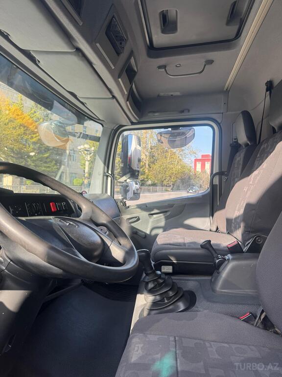 Mercedes Atego 818